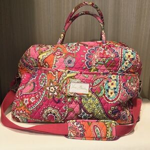 Vera Bradley Weekender/Large Duffel In Retired Pink Swirls Paisley Pattern